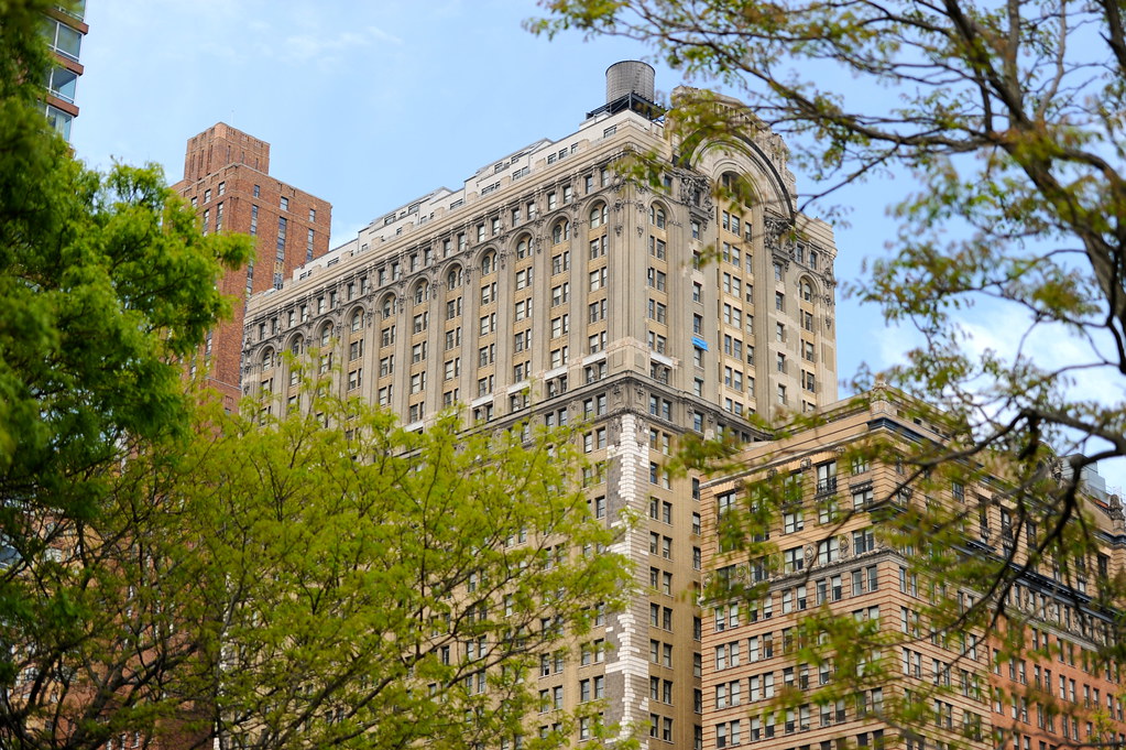 Whitehall Building, New York City The Whitehall Building i… Flickr