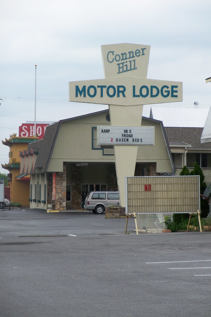 Connor Hill Motor Lodge Pigeon TN 100_1983.JPG Flickr