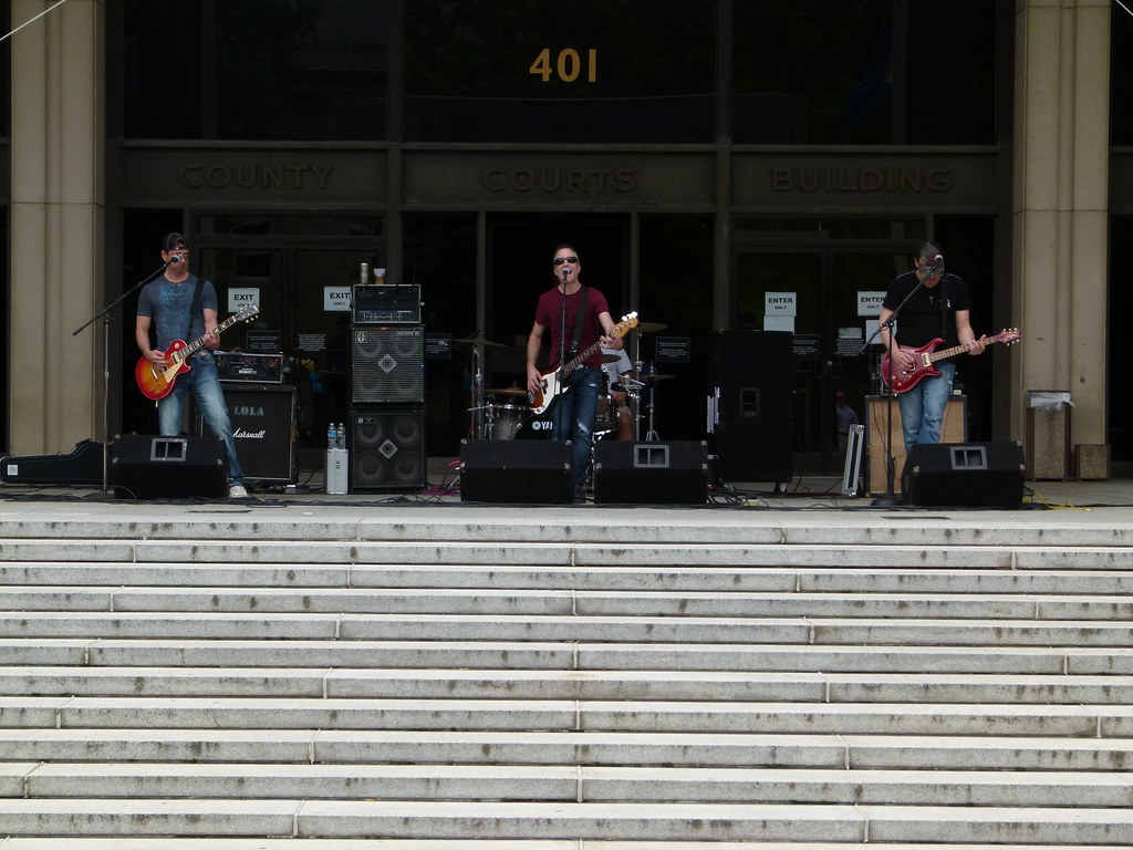 Crushing Day Baltimore based band Crushing Day performing … Flickr