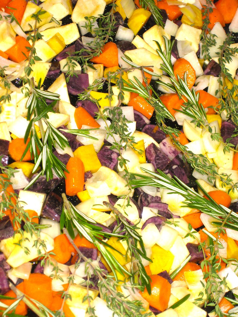 LRP2 Rainbow heirloom carrots, turnips, golden beets, fres… Flickr