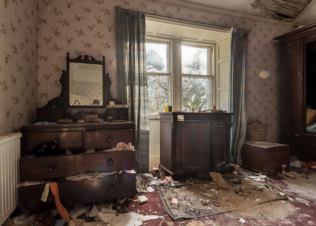 Featherstone House Abandoned in Scotland les Johnstone Flickr