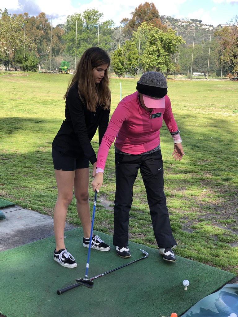 IMG_4019 LGA Mother/Daughter/Granddaughter Golf Clinic Latina