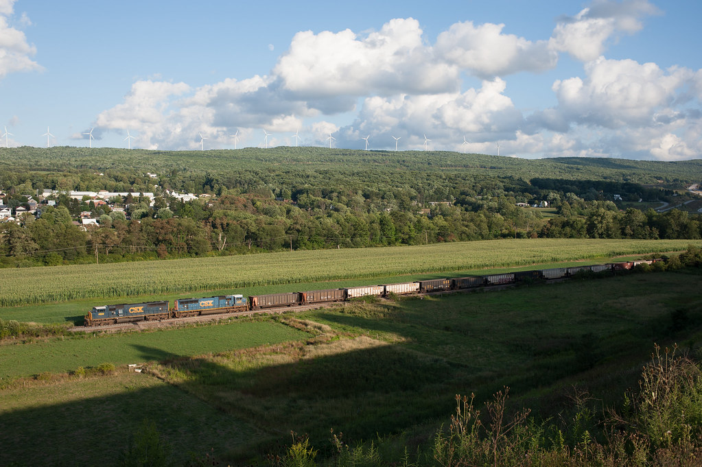 U83108 CSX 4503 Meyersdale, PA The last little bit of sun… Flickr
