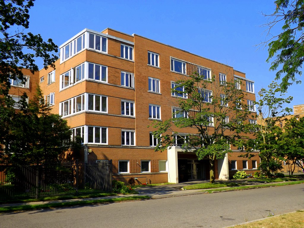 Covington Arms Apartments, 333 Covington DriveDetroit MI… Flickr