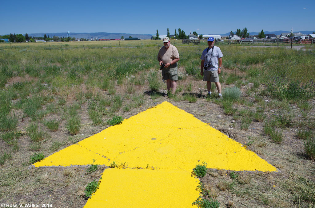 Giant Concrete Arrows Flickr