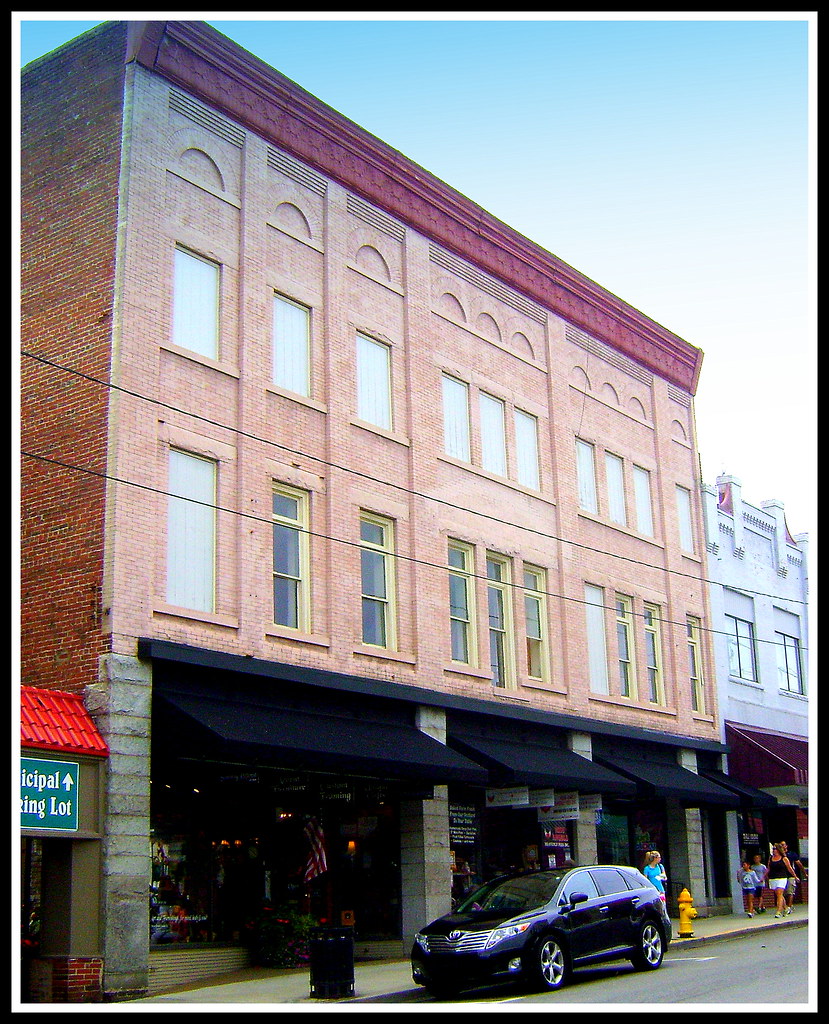 Mt Airy NC, Downtown, Mayberry, Surry County These are sce… Flickr