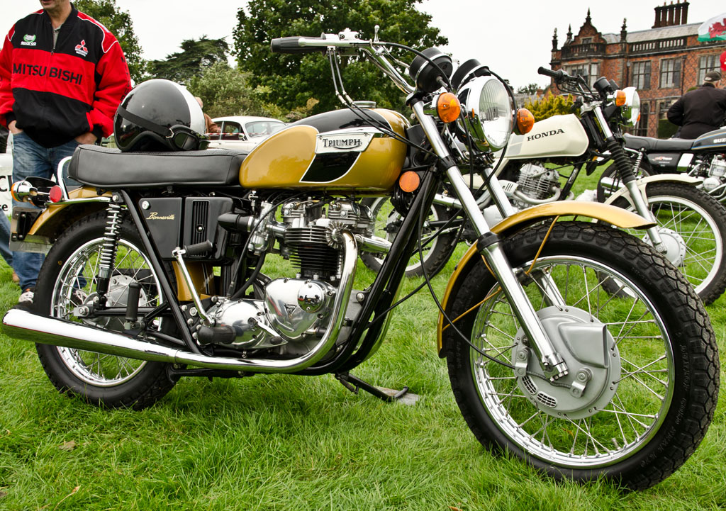 Triumph Bonneville Arley Hall Classic Car Show 23/09/2012 Steve