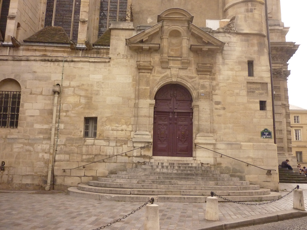 Midnight in Paris The stairs from "Midnight in Paris" Evan Bench