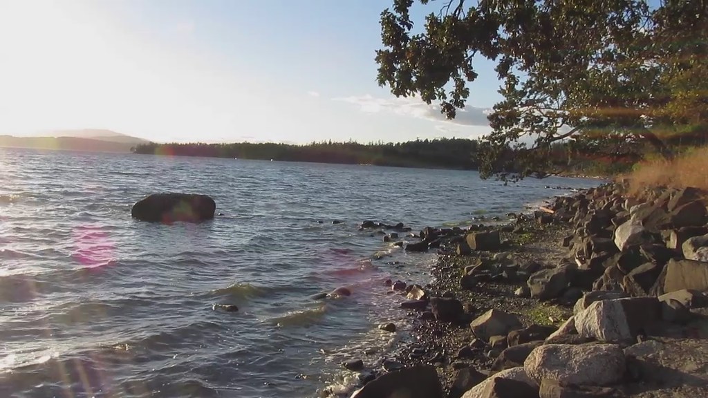 Patricia Bay Beach, North Saanich BC A beautiful view of P… Flickr