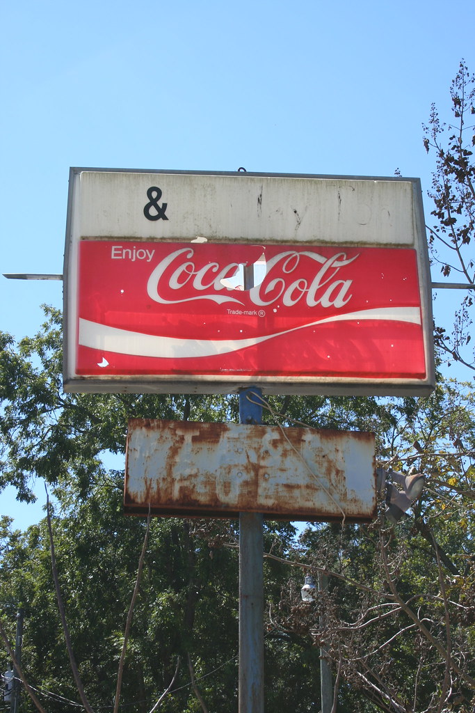 CocaCola Sign Bowersville, GA Old gas station signage o… Flickr