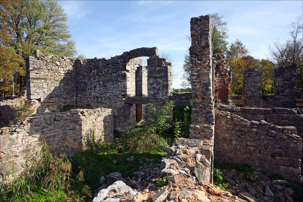 Bell's Tavern 2 Ruins of Bell's Tavern in Park City, Barre… Flickr