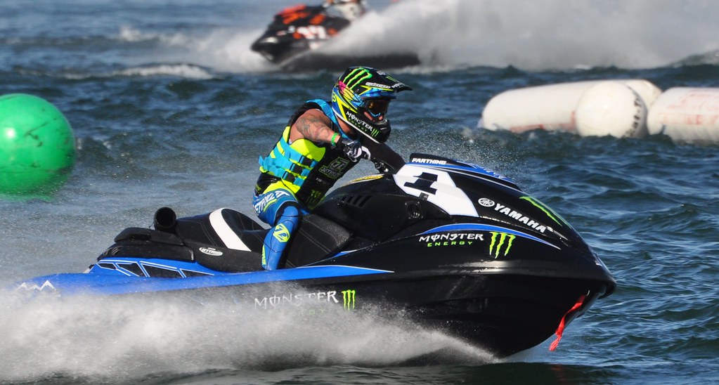 2012 National Champ Dustin Farthing Racing his Yamaha FZR Flickr