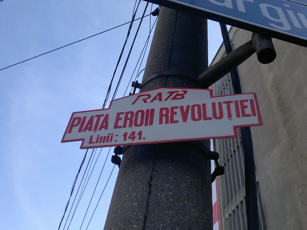 Piata EROII REVOLUTIEI 141. 10 oct 2012 ikarus260 Flickr