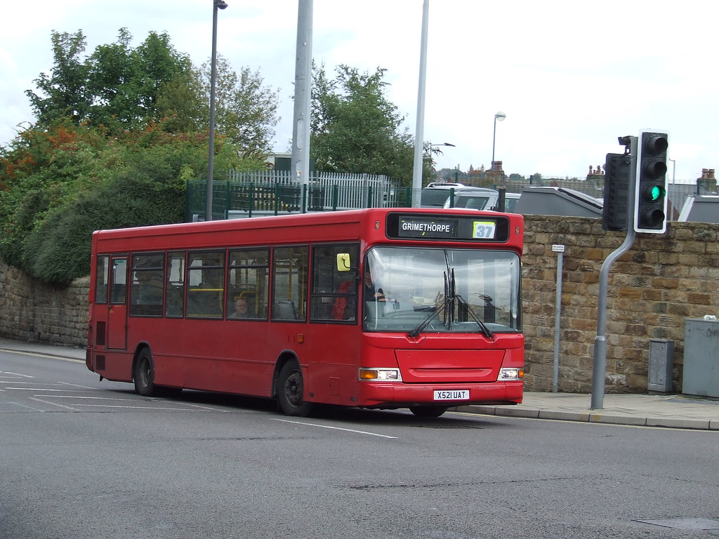 Redline Buses, Barnsley X521UAT Buses, Trains & Trams Flickr