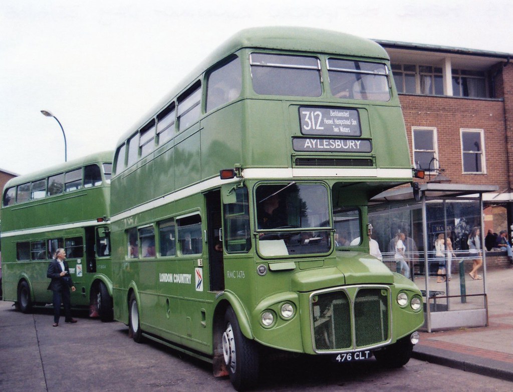 RMC1476 RMC1476 at Hemel Hempstead bus station on the runn… Flickr