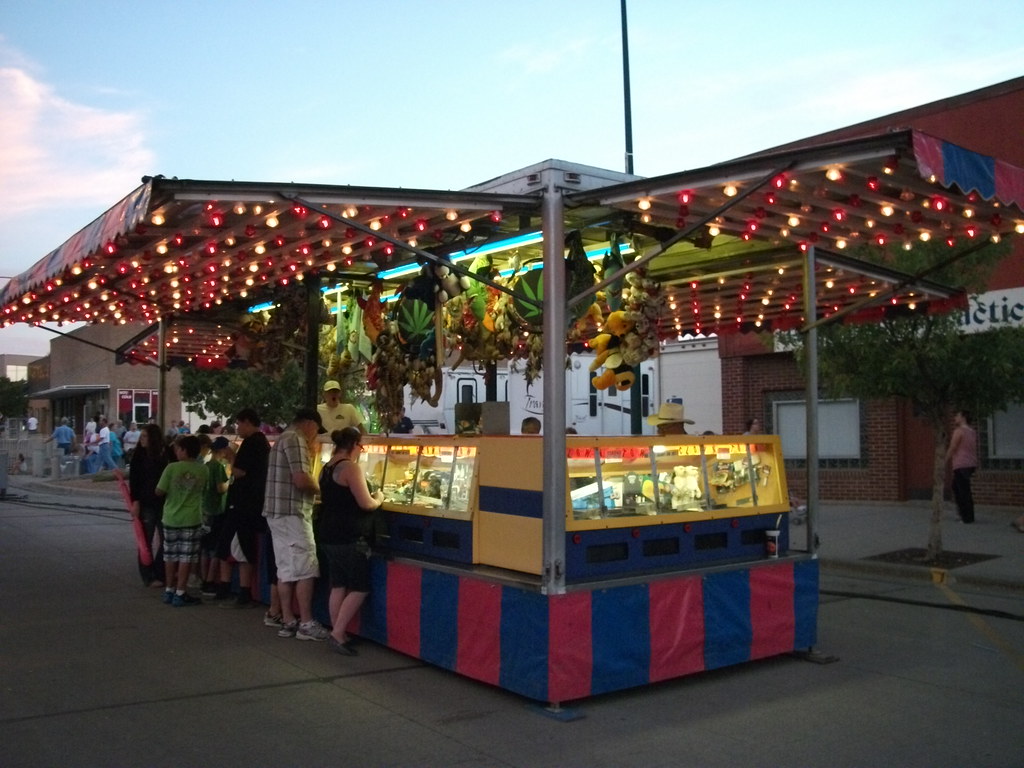 Winner SD Labor Day Carnival 18 Clown Town, some game wi… Flickr