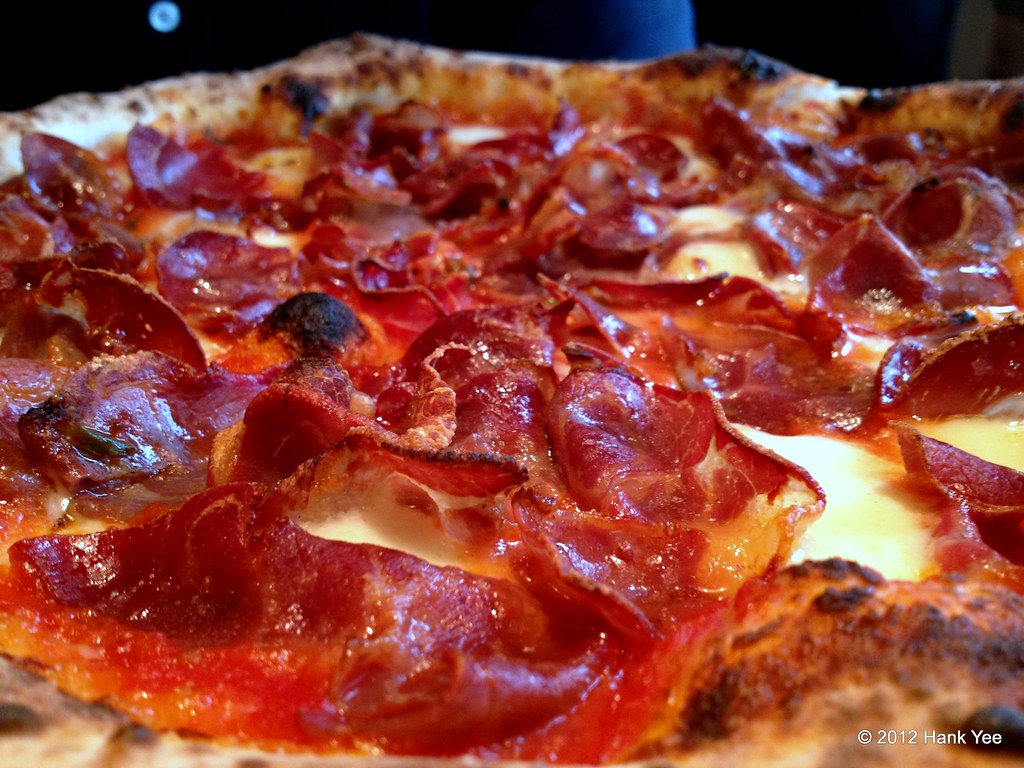 Piccante capicola, crushed red pepper, aged provolone, tom… Flickr