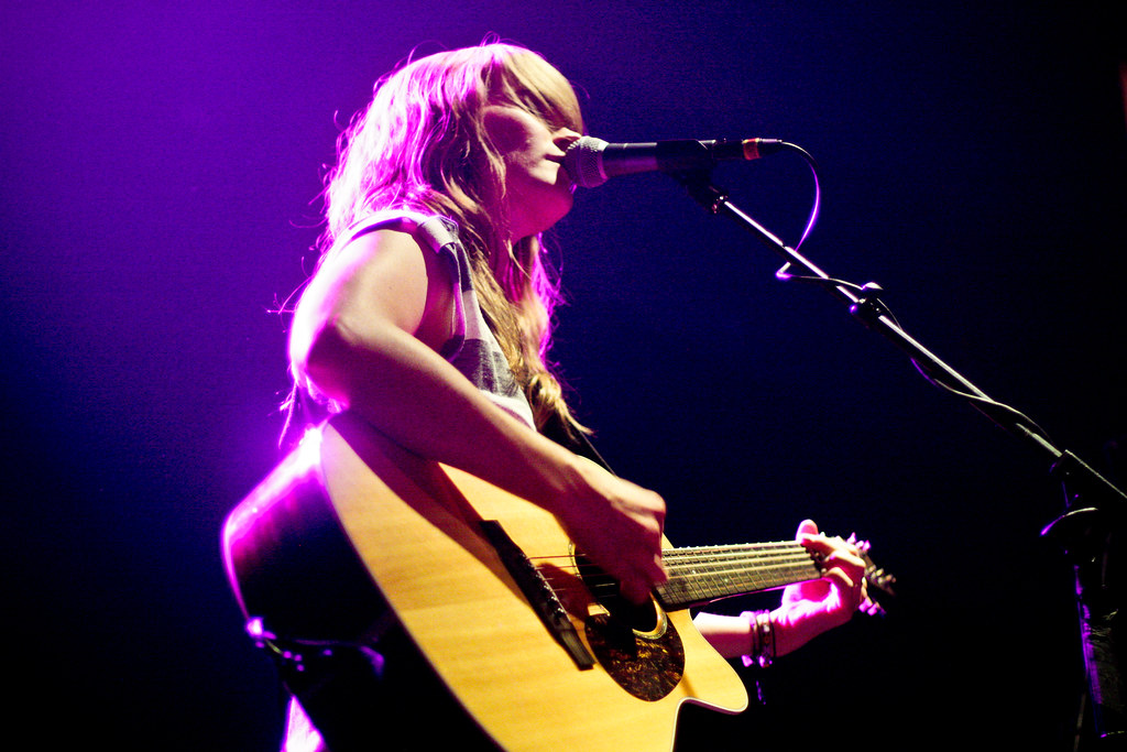 Jenny Owen Youngs at ster Hall, New York www.whatstheru… Flickr