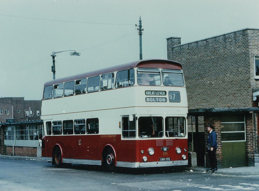 Bolton Transport 195 UWH195 The next batch of Leyland Atla… Flickr
