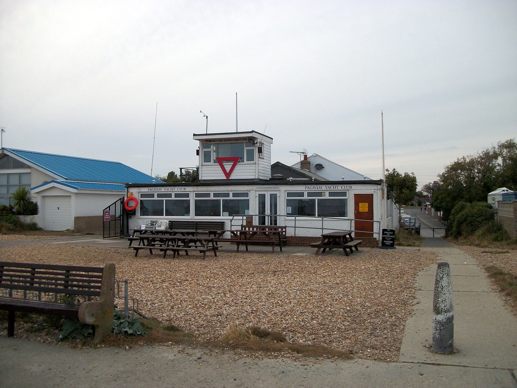 Pagham Yacht Club, West Front Road, Pagham, West Sussex Flickr