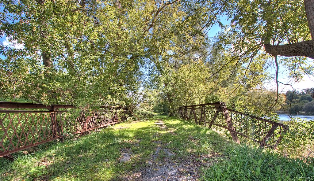 Seneca Bridge, 651 Caithness Street East, Caledonia, Ontar… Flickr