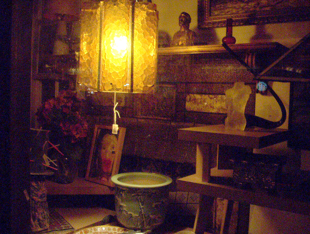 102_3682 On Piedmont Avenue [ "Piedmont Antiques" ] Frabjous Joy