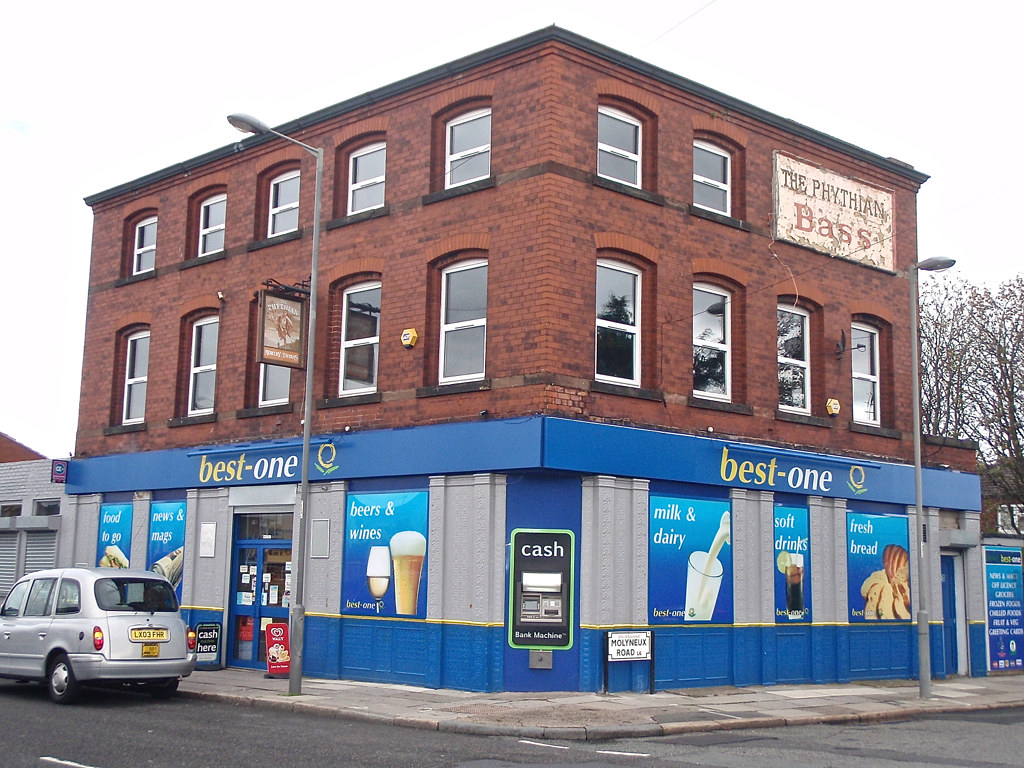 The Phythian Kensington, Liverpool. Corner of Farnworth … Flickr