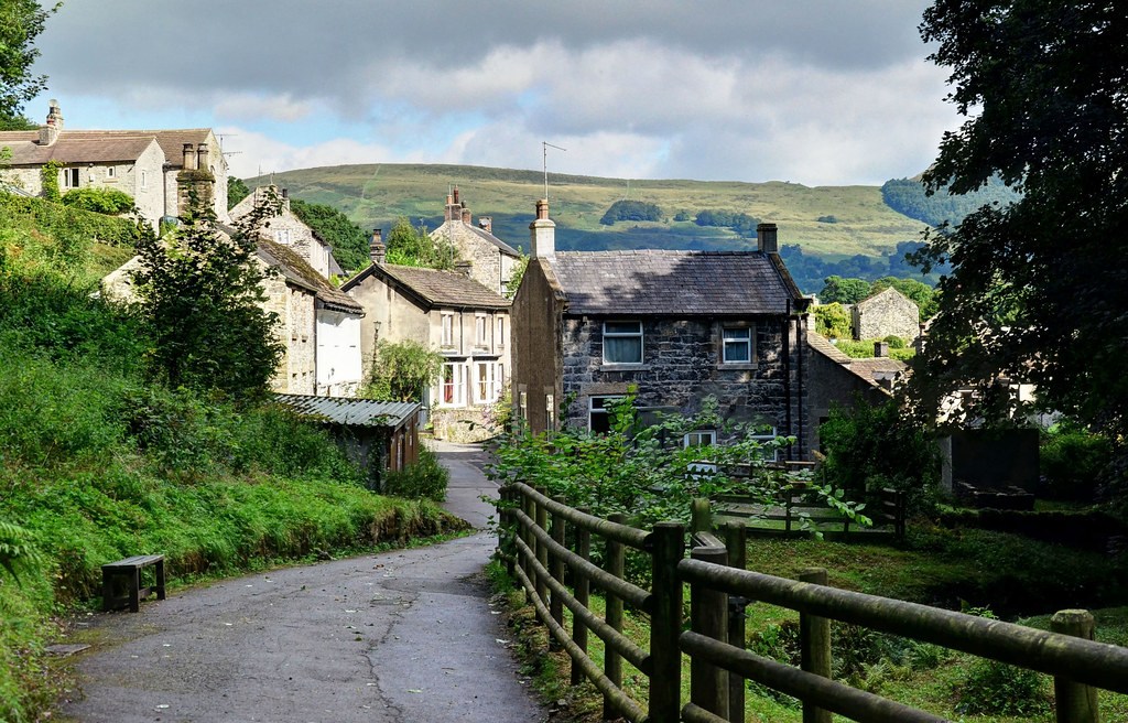 Castleton, Derbyshire The beautiful little village of Cast… Flickr