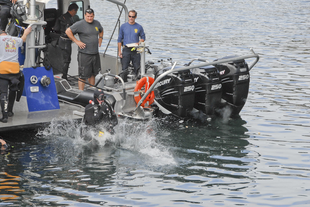 Port of San Diego Harbor Police Divers The dive team’s res… Flickr