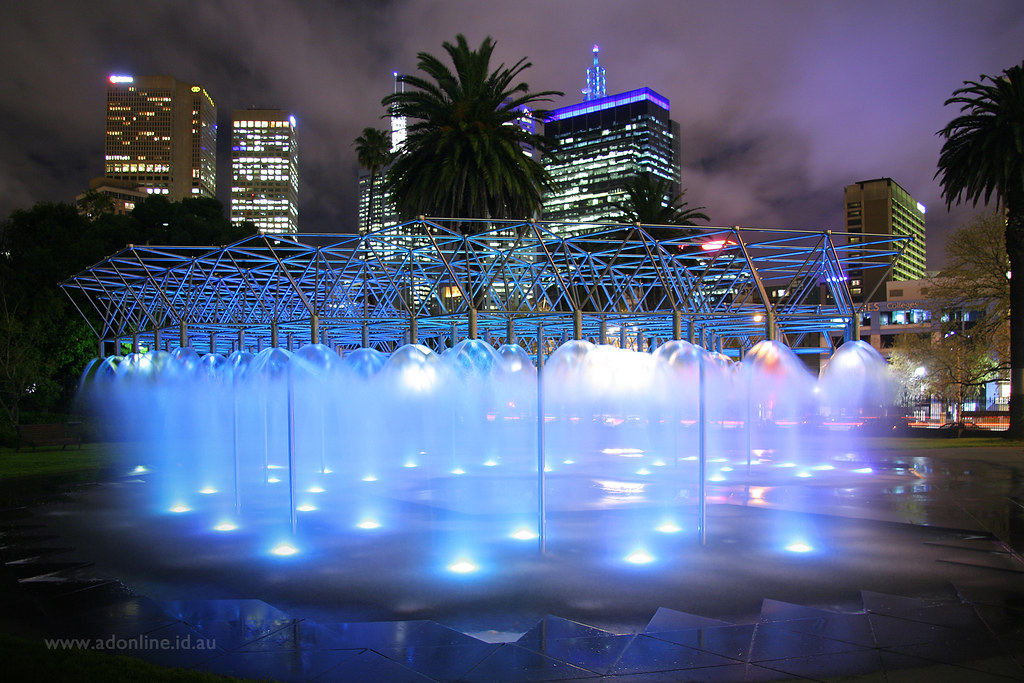 Coles Fountain, Melbourne The Coles fountain in the parlia… Flickr
