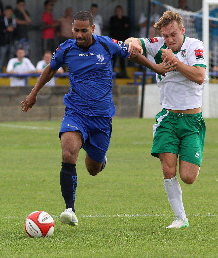 Wingate & Finchley 1 vs Bognor Regis Town 3 Martin Addison Flickr