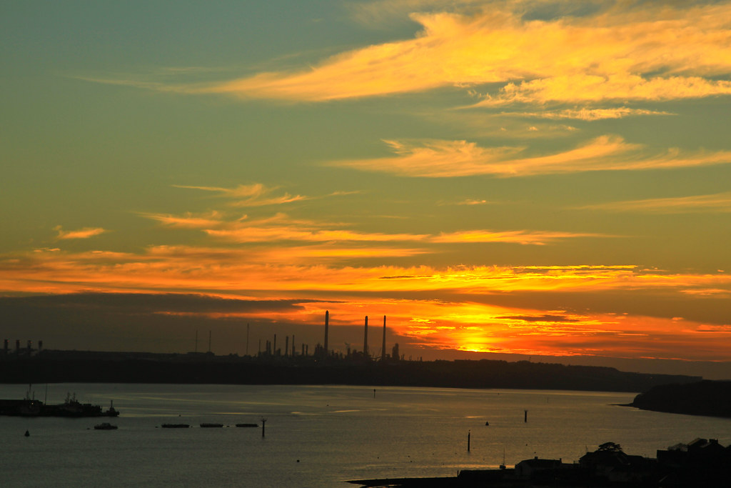 Haven Sunset Sunset over the Milford Haven Waterway. Taken… Flickr