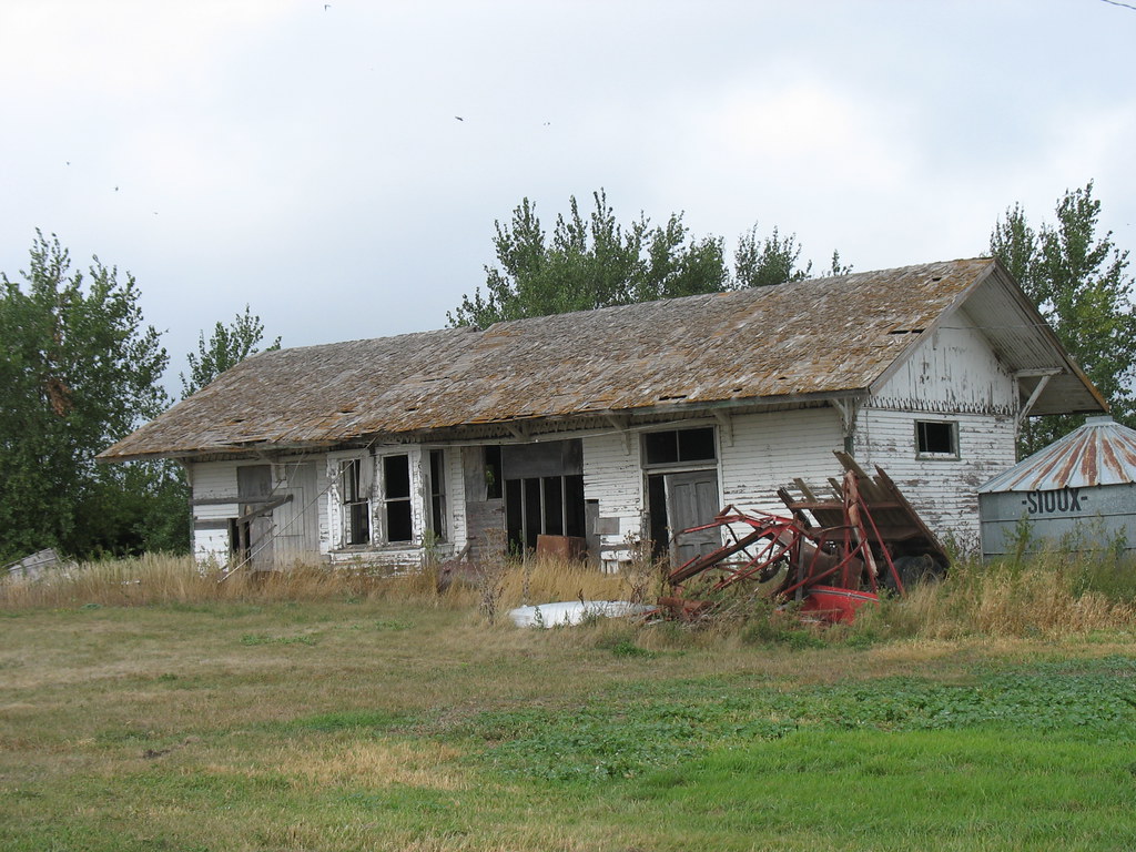 Oldham, SD, Milwaukee Depot Oldham, SD, Milwaukee Depot. R… Flickr