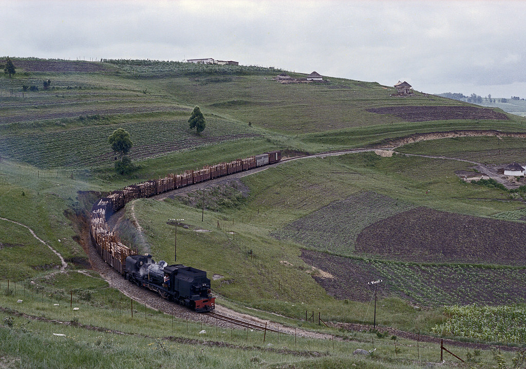 NGG16 141 east of Izingolweni 2 NGG16 141 east of Izingo… Flickr