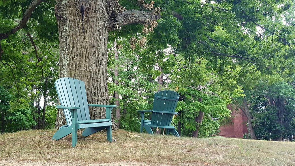 Two chairs, no waiting Framingham State University Framing… Flickr