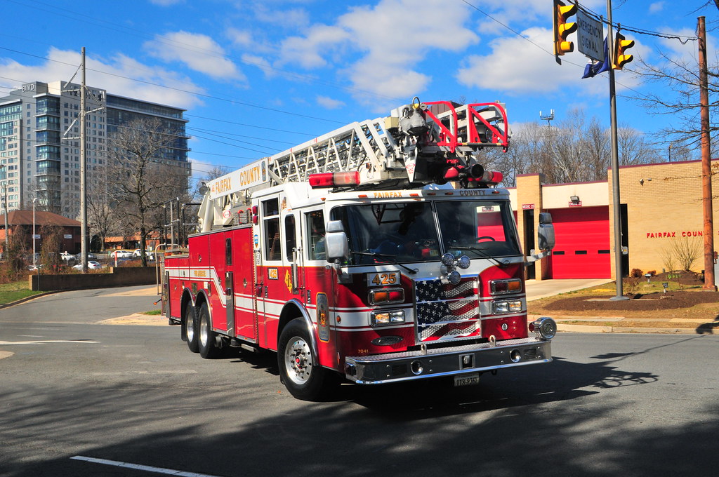 Fairfax County Fire and Rescue Department Ladder 425 Flickr