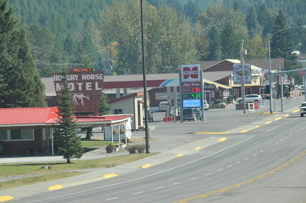 Hungry horse Motel Hungry Horse, MT julianna6234 Flickr