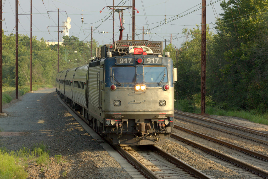 Amtrak Northeast Regional BWI Airport NY bound train arr… Flickr