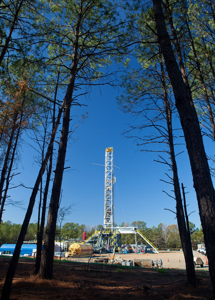 BP North American Gas Hallsville, Texas, US McGee B7 (Rig … Flickr