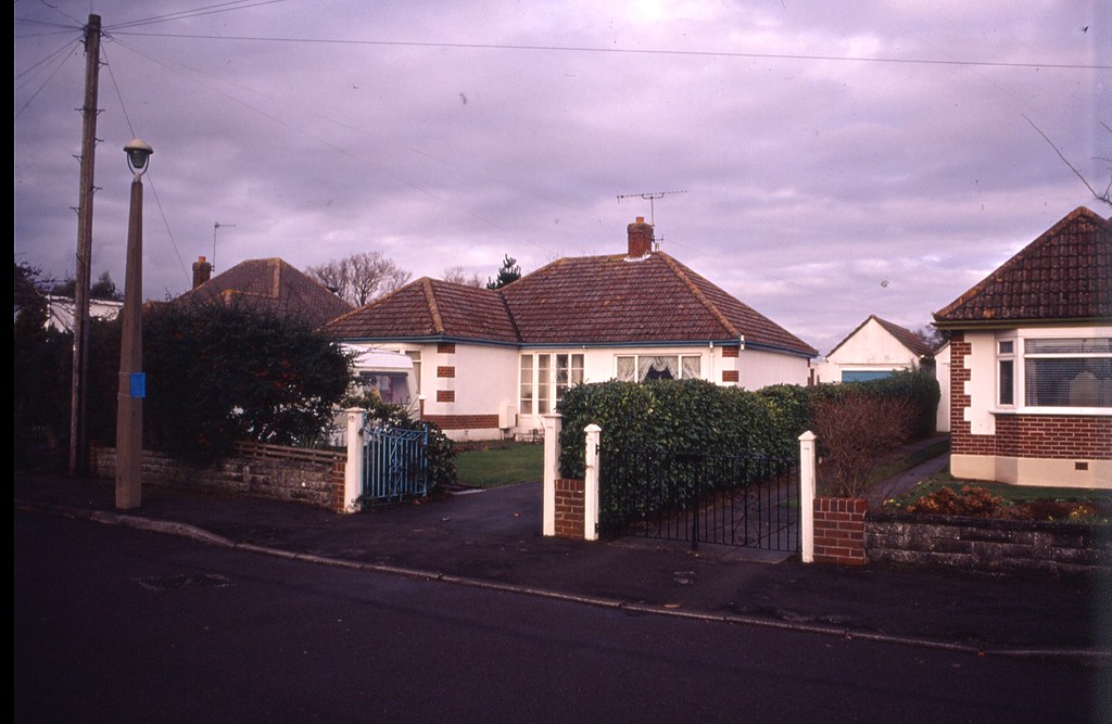 GREENACRES CLOSE. BOURNEMOUTH. DORSET. NOVEMBER 1993 a photo on Flickriver