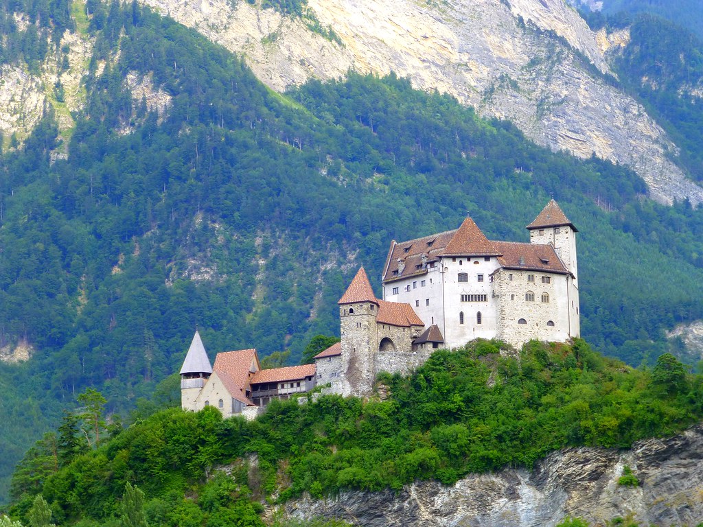 Burg Gutenberg (Gutenberg castle), Balzers, Liechtenstein Flickr