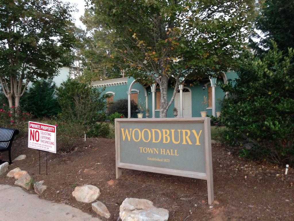 "Woodbury" Town Hall This is where they film the scenes in… Flickr