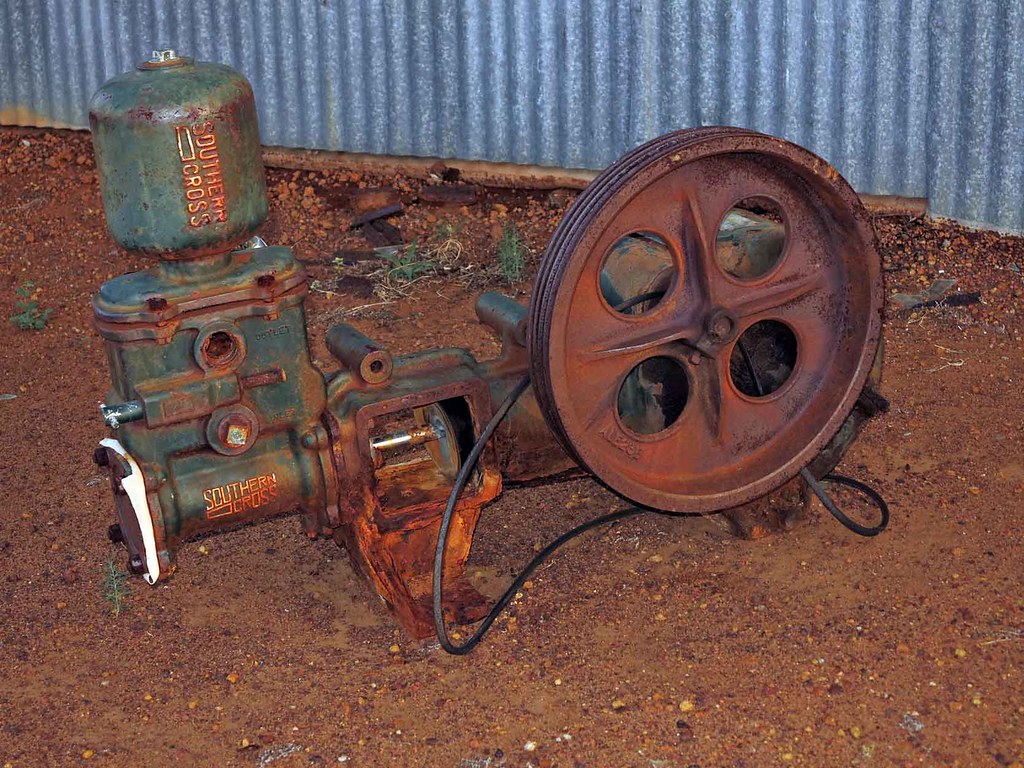 Southern Cross Pump Old Southern Cross Pump near … Flickr