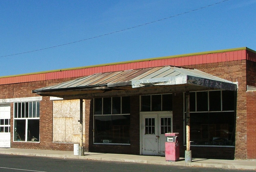 Almira Texaco Station Almira, Washington; in the 1942 Whit… Flickr