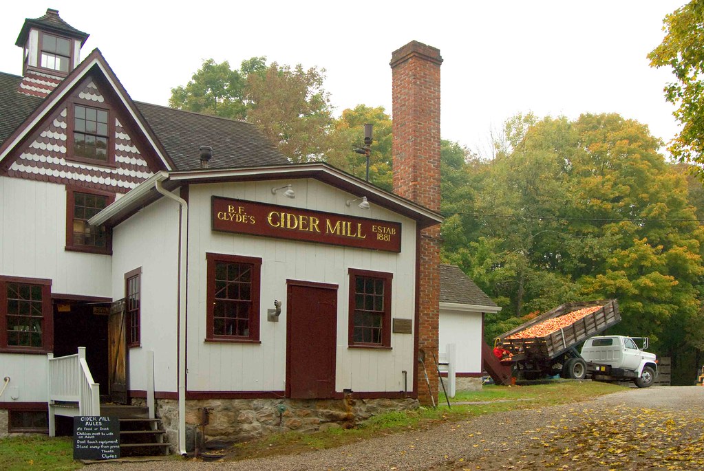 Clyde's Cider Mill, Connecticut Near Old Mystic. Ryan Taylor Flickr