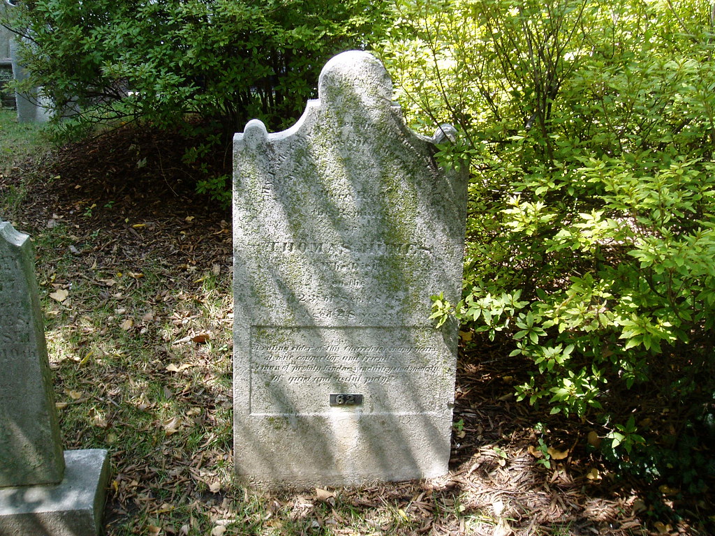 thomas hume Most of the stones were really hard to read be… Flickr