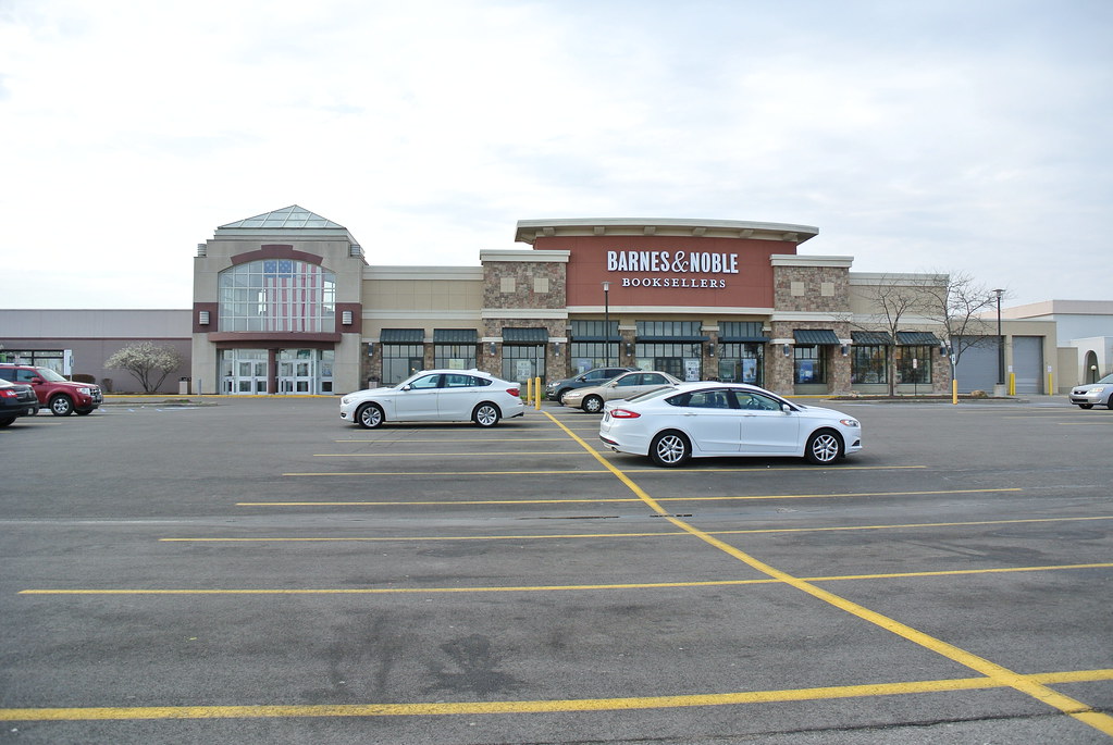 Barnes & Noble Glenbrook Square Fort Wayne IN Glenbrook Sq… Flickr
