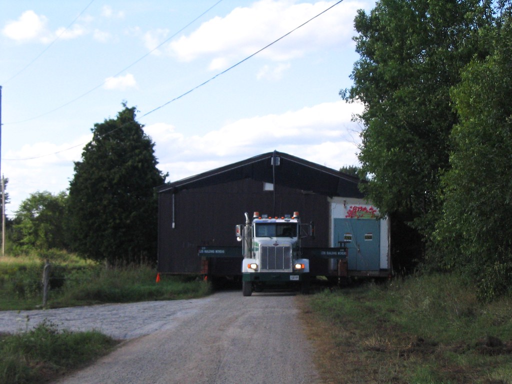 12 Tight fit Campbell Road Veterinary Services 2 Flickr