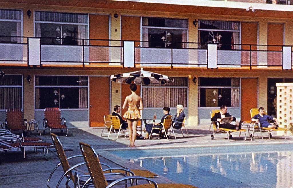 Leopold Motor Inn Bellingham WA Relaxing at Poolside A Wes… Flickr