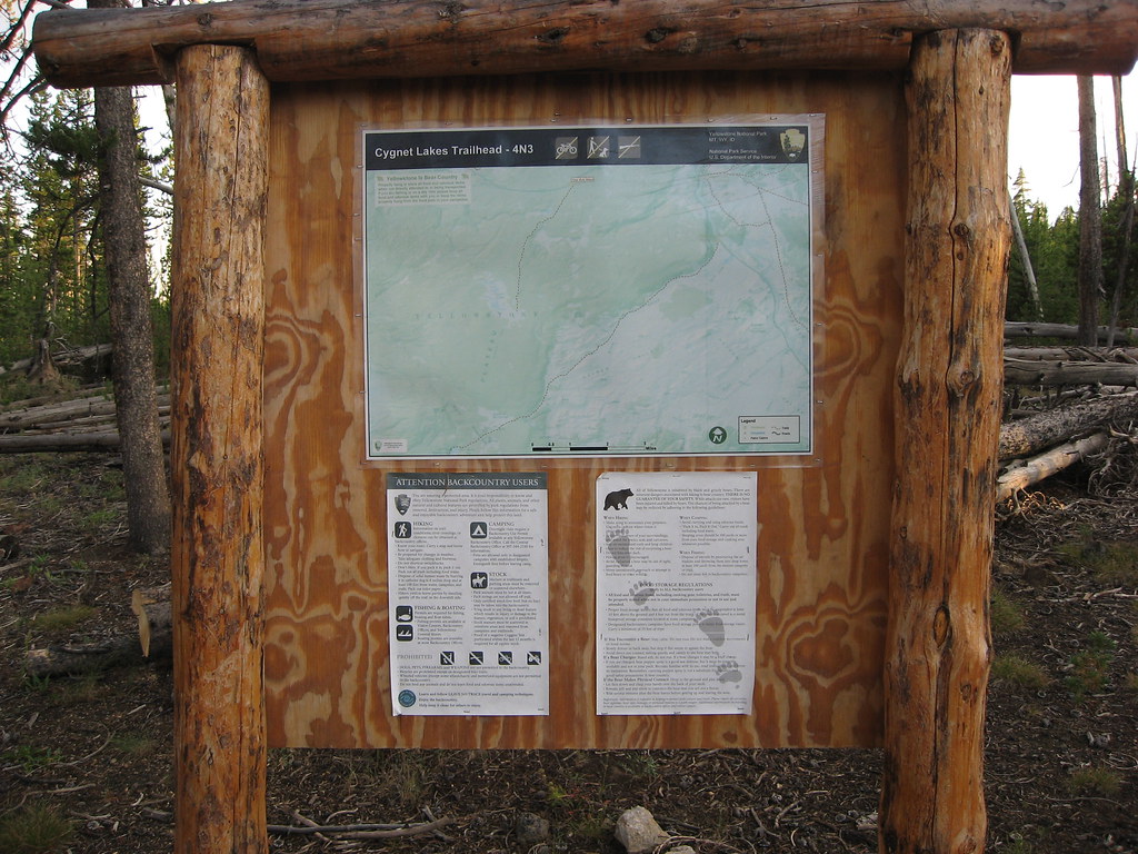 IMG_4725 Lakes Trailhead backcountry information si… Flickr